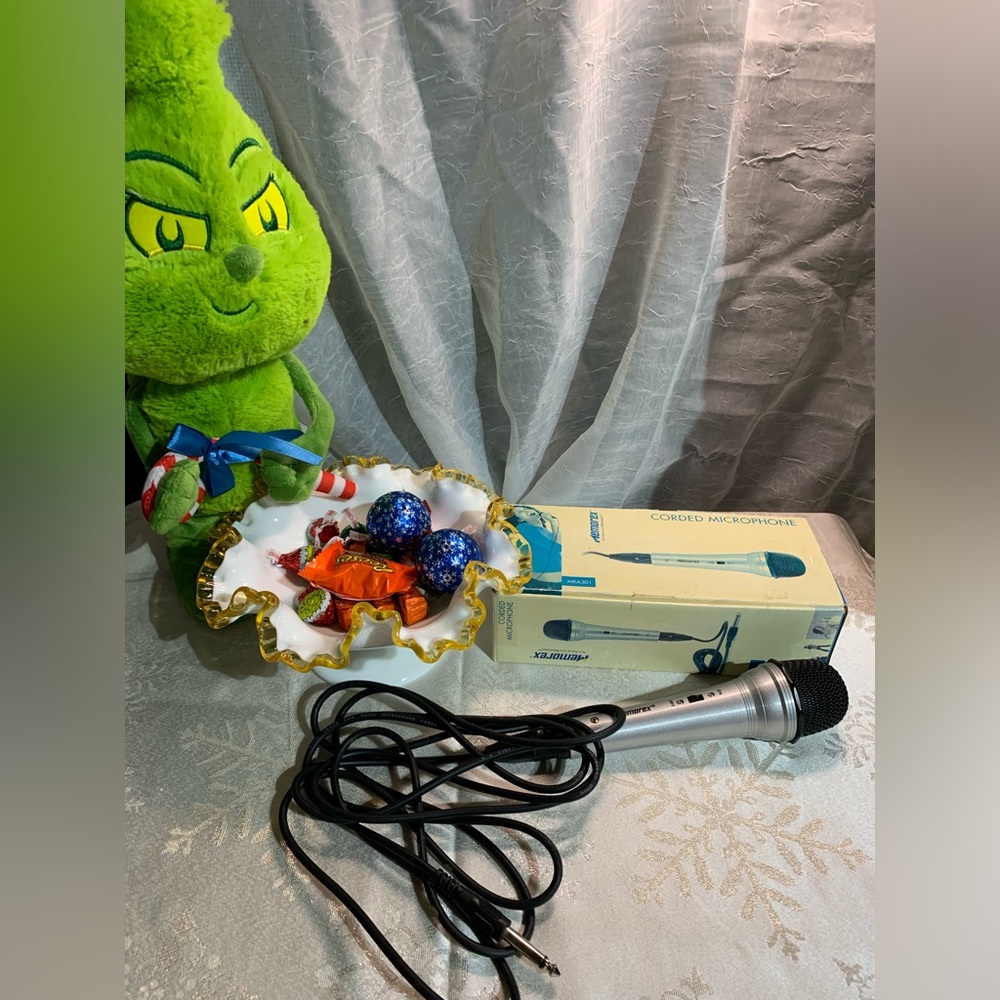 Memorex Corded Microphone